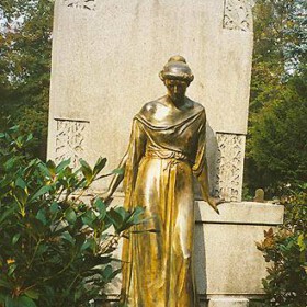 Bronzeplastik Johannisfriedhof Dresden (restauriert 2001)