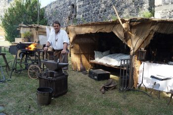 Kunstschmiede Detlef Wächtler in Stolpen OT Rennersdorf -- hier auf dem Burgfest Stolpen