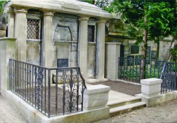 Restauration Friedhofsgitter/ Grabstätten